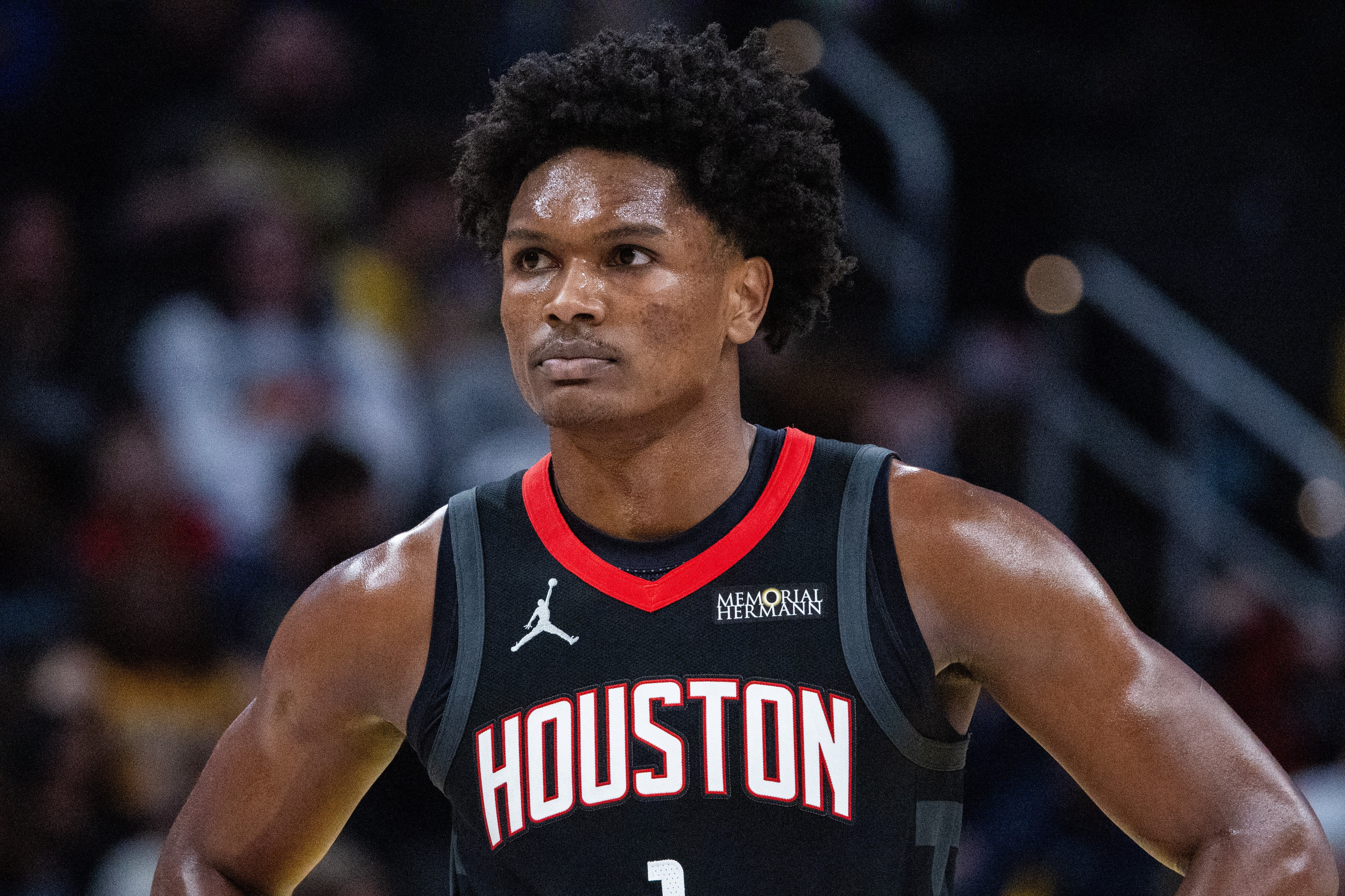 世界杯手机高清观看软件-阿门：与昔日并肩战斗的队友交手 真的很有趣 我对他们充满敬意